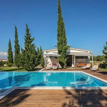 Breg Βίλα Labin (Istria)