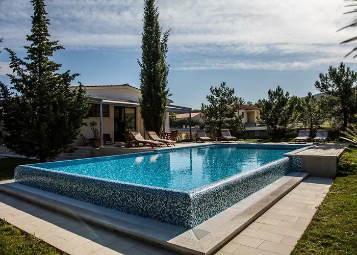 Breg Villa