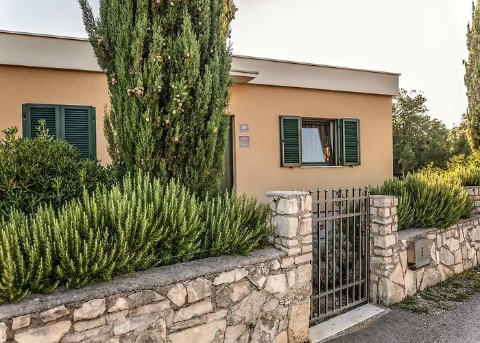 Breg Villa *