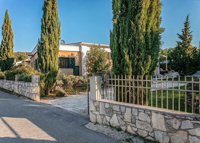 Breg Villa *